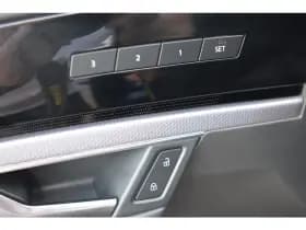 Volkswagen Touareg thumbnail 17