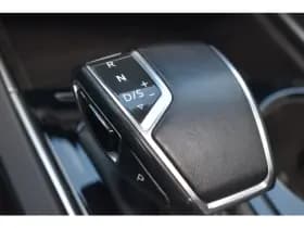 Volkswagen Touareg thumbnail 30