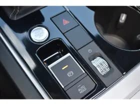 Volkswagen Touareg thumbnail 31