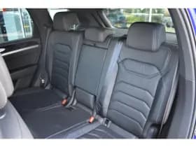 Volkswagen Touareg thumbnail 38