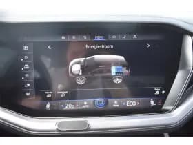 Volkswagen Touareg thumbnail 49