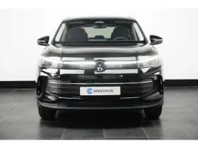 Volkswagen Tiguan thumbnail 2