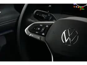 Volkswagen Tiguan thumbnail 11