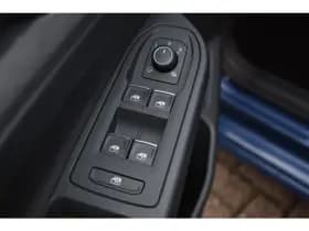Volkswagen Golf thumbnail 13