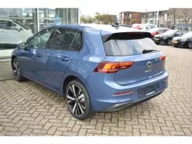 Volkswagen Golf thumbnail 3