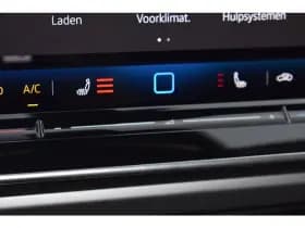 Volkswagen Golf thumbnail 23