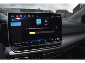 Volkswagen Golf thumbnail 26