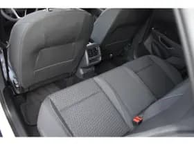 Volkswagen T-Roc thumbnail 11