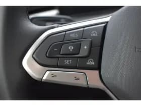 Volkswagen T-Roc thumbnail 18
