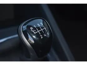 Volkswagen Golf thumbnail 27