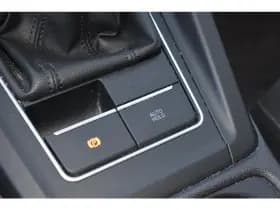 Volkswagen Golf thumbnail 28