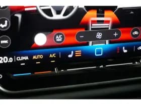 Volkswagen Tiguan thumbnail 12