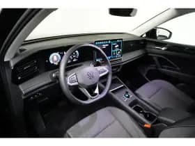 Volkswagen Tiguan thumbnail 8