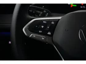 Volkswagen Tiguan thumbnail 11