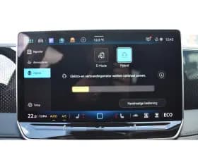 Volkswagen Tiguan thumbnail 35