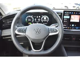 Volkswagen Tiguan thumbnail 8