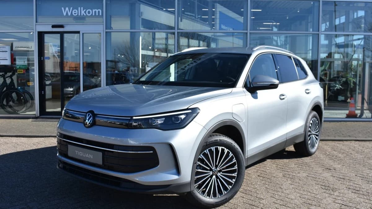 Volkswagen Tiguan — foto 1
