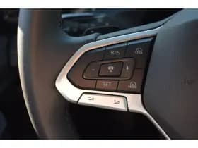 Volkswagen Tiguan thumbnail 16