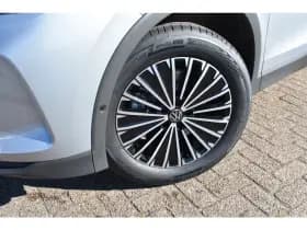 Volkswagen Tiguan thumbnail 6