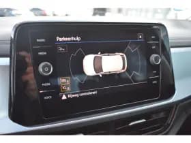 Volkswagen T-Roc thumbnail 23