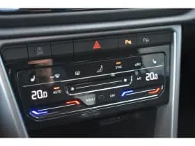 Volkswagen T-Roc thumbnail 29