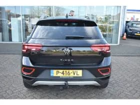Volkswagen T-Roc thumbnail 5