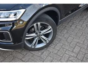 Volkswagen T-Roc thumbnail 7