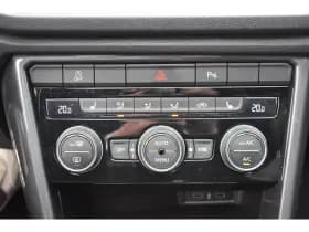 Volkswagen T-Roc thumbnail 19