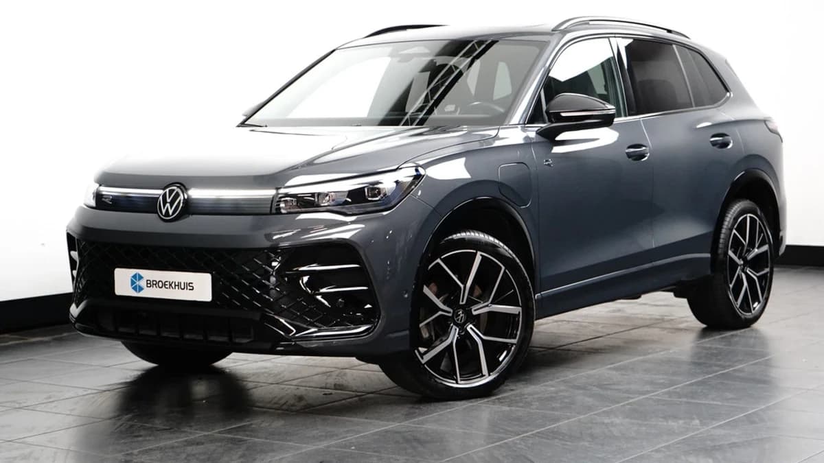 Volkswagen Tiguan — foto 1