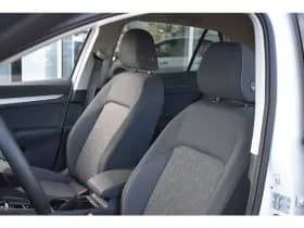 Volkswagen Golf thumbnail 11