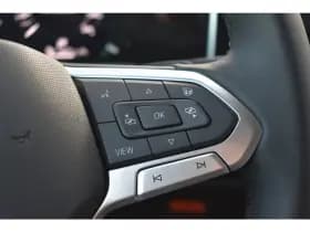 Volkswagen Golf thumbnail 18