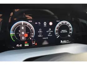 Volkswagen Golf thumbnail 19