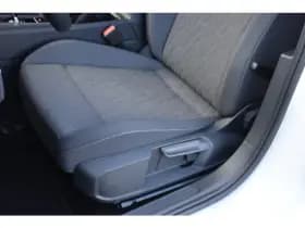 Volkswagen Golf thumbnail 10