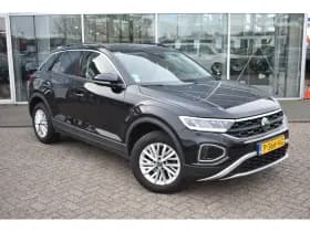 Volkswagen T-Roc thumbnail 2
