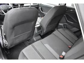 Volkswagen T-Roc thumbnail 11