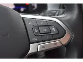 Volkswagen T-Roc thumbnail 21