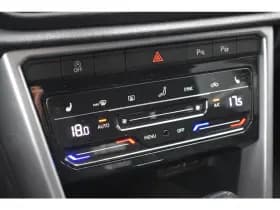 Volkswagen T-Roc thumbnail 27