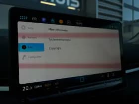 Volkswagen T-Roc thumbnail 26