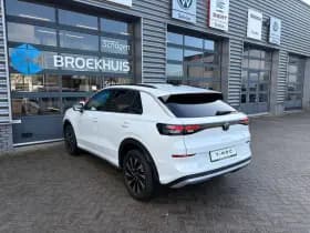 Volkswagen T-Roc thumbnail 9