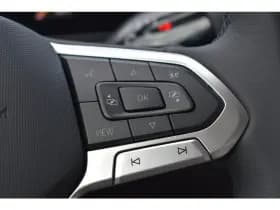 Volkswagen T-Roc thumbnail 17