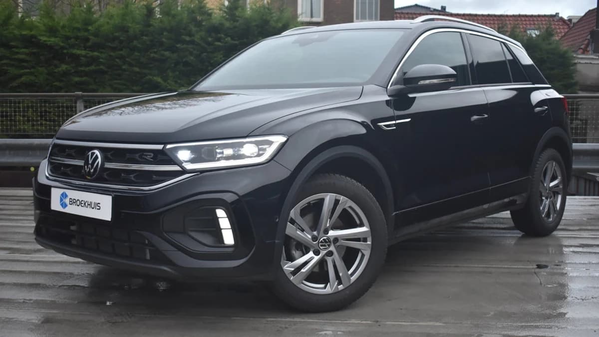 Volkswagen T-Roc — foto 1