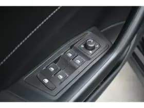 Volkswagen T-Roc thumbnail 15