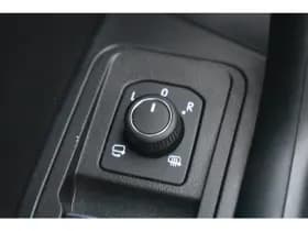 Volkswagen T-Roc thumbnail 16