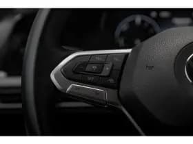Volkswagen Golf thumbnail 8