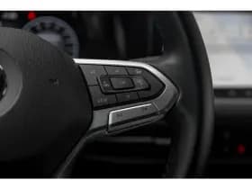 Volkswagen Golf thumbnail 9