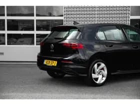 Volkswagen Golf thumbnail 3