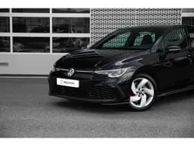 Volkswagen Golf thumbnail 4