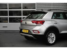 Volkswagen T-Roc thumbnail 22