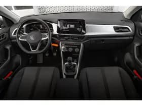 Volkswagen T-Roc thumbnail 10