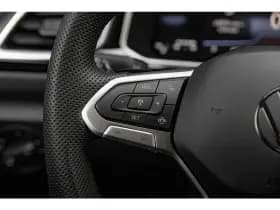 Volkswagen T-Roc thumbnail 21
